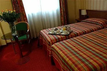 Meditur Hotel 4*